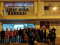 Gıda kolisi ile tüm gıda maddeleri, yiyecek ve beslenme ürünleri güvenli bir şekilde paketleme yapılmak suretiyle teslim edileceği adreslere veya kişilere sağlamca ulaştırılması sağlanır. Guncel Haberler Izmit Belediyesi Ile Ahbap Iyilikte Bulustu