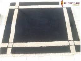 Tapete de barbante com flores delicadas feitas também em com barbante, e. Pin Em Sil