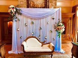 Pin On Robe De Mariee Simple Stage Decorations Desi Wedding Decor Wedding Design Decoration