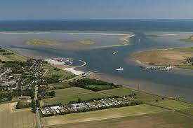 Randers fjord er en typisk dansk flodmunding, idet den udgør en overgang mellem det ferske og det salte havvand. Randers Fjord Camping In Havndal Danemark Jetcamp Com