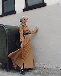 Maybe you would like to learn more about one of these? Hijab Fashion Girls Show Us How To Wear This Season S Chicest Outfit Trend Hijab Style Com