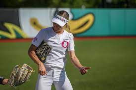 Meet 'that oregon softball girl' on tiktok, haley cruse. Haley Cruse Softball University Of Oregon Athletics