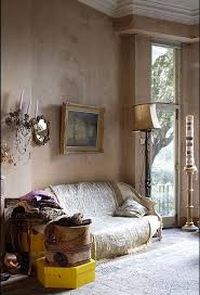 Lots Of Light To Drape This Lovely Space Love The Patina On The Walls Shabby Chic Interiors Chic Interior Interior