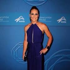 Tennis star sam stosur has welcomed her first baby with her partner liz astling. Samantha Stosur Bambamsam30 Twitter
