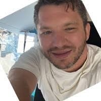 Max Finkel's Instagram, Twitter & Facebook