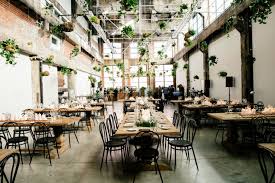 Nyc Meets Montreal For This Industrial Urban Wedding Green Wedding Shoes Industrial Urban Wedding Urban Wedding Industrial Wedding Venues