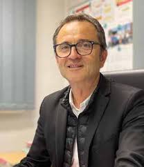 Relire le passé pour mieux préparer l'avenir