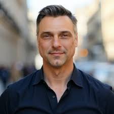 Hey everyone!! I wanted to share with you all this personal shot. The thing  is, I never got to finish it because the file got corrupted before I could  get to refine