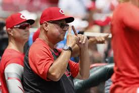 Terry Francona gets his 2,000th managerial win as the Reds beat the Rockies 4-2 - Yahoo Sports