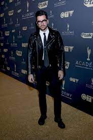 Pin On Dan Levy