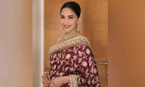 Madhuri Dixit Back As Judge On Dance Deewane madhuri dixit back as judge on dance