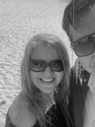 Arena y ☀️, #arena #sunset #primavera #paseo #winewinewine #winelover  #winemoments #instawinelovers🍷❤️ #espumantes #playa #coctelería