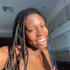 Hannah Lowenstein (@hannahylowen)