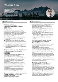 A brief paragraph focuses on key knowledge. Project Manager Resume Sample Kickresume
