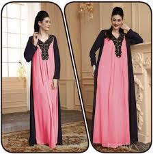 Okey, langsung aja deh kita simak ragam. Kombinasi Warna Pink Untuk Tampil Kekinian