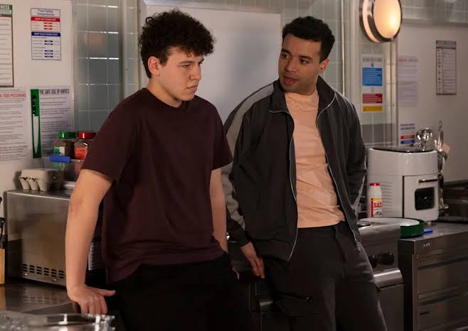 7 Coronation Street spoilers for tonight confirm Carl's new enemy - Yahoo  News UK
