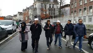 Check spelling or type a new query. Mengenal Sosok Cak Nun Budayawan Nyentrik Yang Pernah Hidup Menggelandang Boombastis