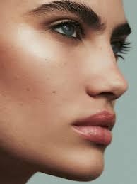 Cheekbone Makeup: How To Enhance Your Natural Facial Structure