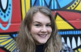 Kerry Wright's Instagram, Twitter & Facebook