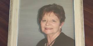 Women's club changes leadership