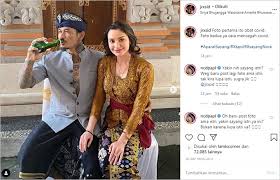 Ia membayar denda 10 juta rupiah. Jerinx Sid Sebut Nora Alexandra Sebagai Cara Cegah Covid 19 Tagar Sayang Istri Malah Kena Protes