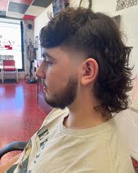 Collin Grayum (@skinnygthebarber) • Instagram photos and videos