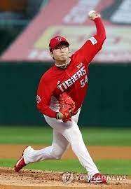 프로야구 kia의 에이스 양현종 투수가 nc를 상대로 완봉승을 거뒀습니다. Kia ì–'í˜„ì¢… Nc ìƒëŒ€ë¡œ 1ì‹œê°„ 59ë¶„ ë§Œì— ì™„ë´‰ìŠ¹ ì—°í•©ë‰´ìŠ¤