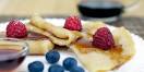 Crepes without eggs and butterCrepes senza burro e uova