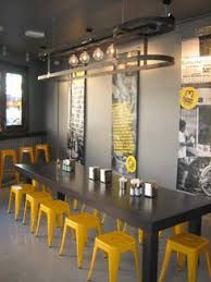 guzman y gomez australia small restaurant design restaurant interior resturant design