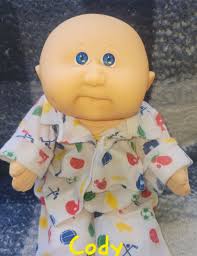 Cody says good morning ! He is still sleepy ❤️💛🩵