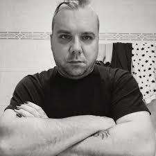 Je suis enfin heureuse": Tonya, femme transgenre mariée et mère de 7  enfants, raconte sa transition