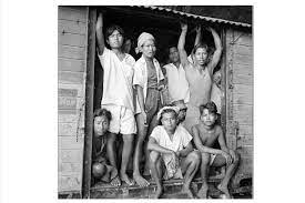 Carilah buku, majalah, atau internet yang menceritakan kegiatan kerja paksa pada masa belanda. Kerja Rodi Dan Romusha Kerja Paksa Zaman Penjajahan Halaman All Kompas Com