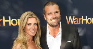 Reinout (50) en daniëlle oerlemans (48) hebben hun villa in los angeles verkocht. Nieuwe Look Reinout Oerlemans Weer Mikpunt Van Spot Shownieuws