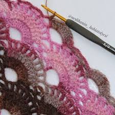 Malatya Kayseri Neslihanin Hobiatolyesi Instagram Fotograflari Ve Videolari Crochet Stitches Crochet Crochet Shawl