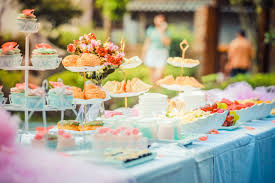 Whether you're throwing a college party, a an ice blue themed party in winter (elsa may or may not make an appearance), pastel blue and yellow theme for spring, or hot pink and orange theme for summer are. 18 Hot Summer Event Themes Fun Party Ideas