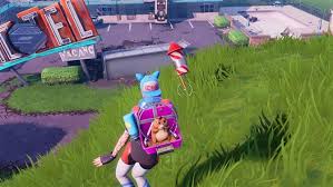 Ou Lancer Les Feux D Artifice Fortnite Defis De La Saison 7 De La Semaine 4 Les Jeux Films Tele Que Vous Aimez