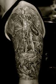 The Detail On This Is Mind Blowing When I Clicked Zoom It Was Just As Impressive Engel Tattoos St Michael Tattoo Engelstattoo Design