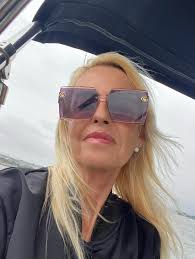 Follow me in Facebook Carla's Epic Journey Travels