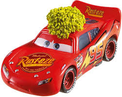 4.5 out of 5 stars 62. Mattel Disney Cars Fll84 Disney Cars Lightning Mcqueen Die Cast Grass Runner Amazon De Spielzeug