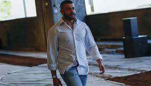 Located in the eastern part of the arabian peninsula on the coast of the persian gulf. Hallado Muerto En Londres Khalid Al Qasimi Un Principe De Emiratos Arabes Gente Y Famosos El Pais