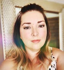 Profile for Lindsay Maxfield