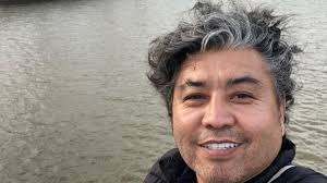 Roberto Tello, ' el Coreano', angustiado porque no sabe nada de su familia  en Acapulco