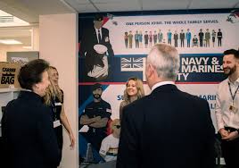 Lorraine Parry (@Jarmalorra)