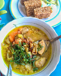 Berikut tipsnya yang dilansir dari berbagai sumber Makanan Berkuah Yang Cocok Disantap Di Bulan Puasa Rasanya Juara