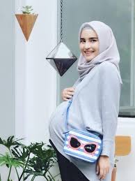 Baju hamil kerja tunik batik ibu hamil tunik untuk bumil. Tips Fashion Untuk Hijabers Agar Tetap Nyaman Saat Hamil