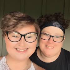 What are some good work shoes or boots for comfort?