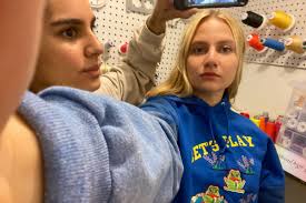 Fundraiser by Natalie Ochoa : Help Four Hands Get a New Machine