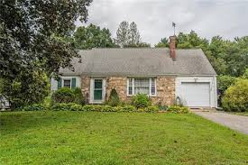 View details, sales history and zestimate data for this property on zillow. 69 Oneco Homes For Sale Oneco Ct Real Estate Movoto