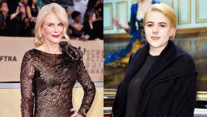 Bella Cruise S Clothing Line Honors Nicole Kidman Estrangement Over Hollywood Life Tom cruise, sırf eski karısı ve kızı tarikata üye olmadığı için yıllardır onlarla görüşmüyormuş. clothing line honors nicole kidman