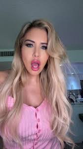 Caitlin Westbrook's Instagram, Twitter & Facebook